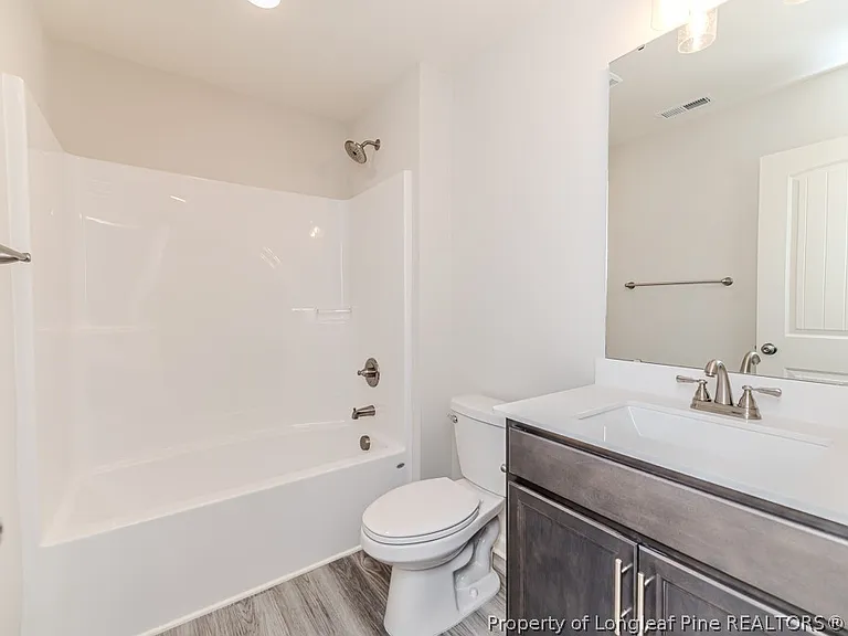 87 Onslow Ct — Photo 26