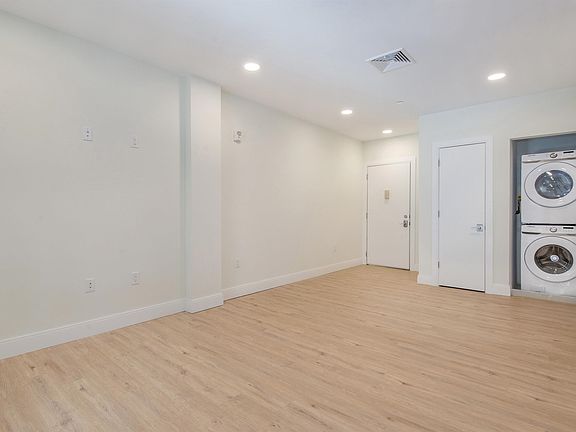 2nd image of 3510 Bergenline Ave APT 203