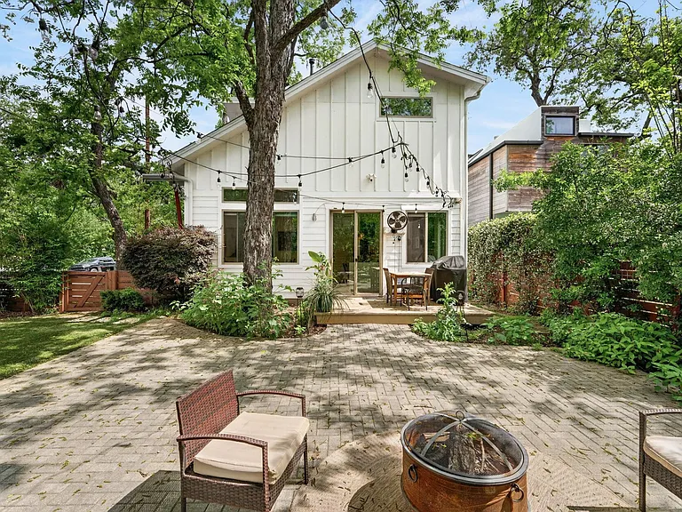 2601 Willow St #B — Photo 25