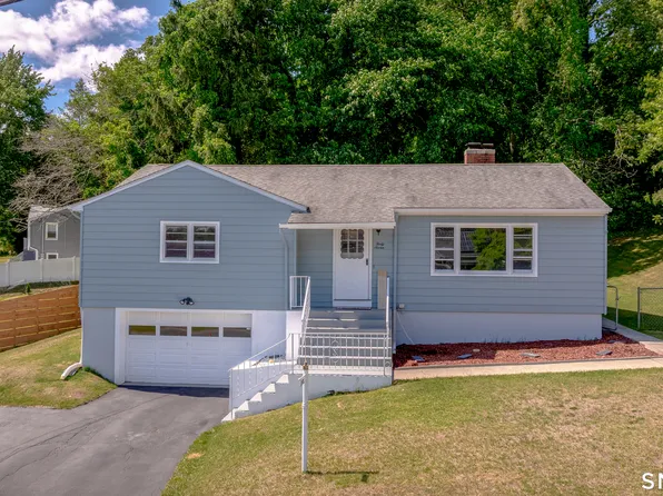 47 Juniper Ridge Drive, Waterbury, CT 06708
