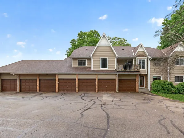 4664 Tower St SE APT 212, Prior Lake, MN 55372