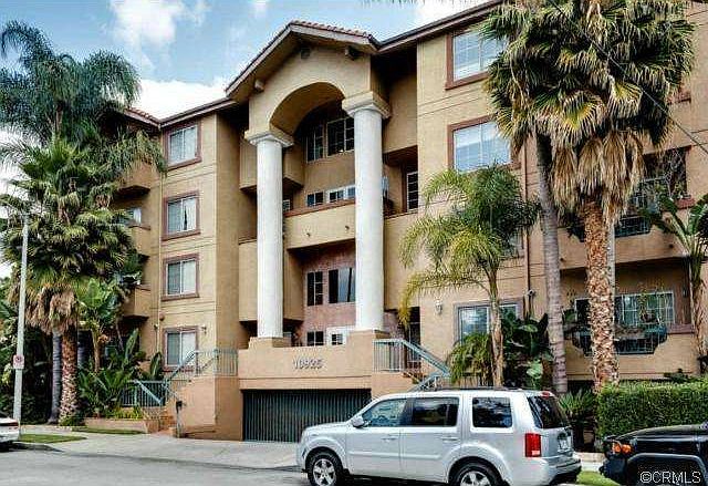 1st image of 10925 Blix St APT 109