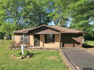 110 E Miller St, Gladewater, TX 75647