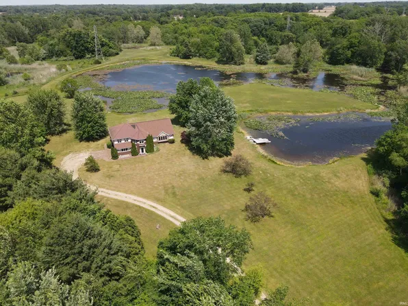 18568 6th Rd, Plymouth, IN 46563