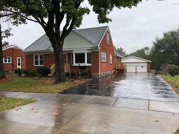 3rd image of 2911 Englewood Ave