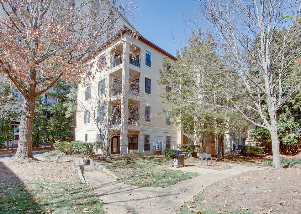 1st image of 3777 Peachtree Rd NE APT 1007