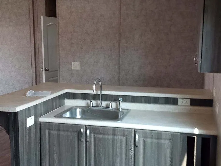 937 Bryson St NE #5 — Photo 3