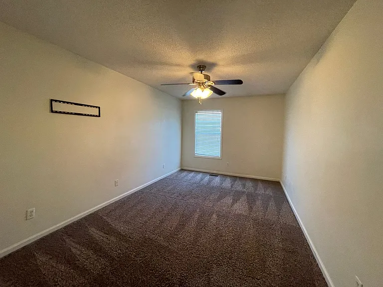 118 W Briar Dr — Photo 19
