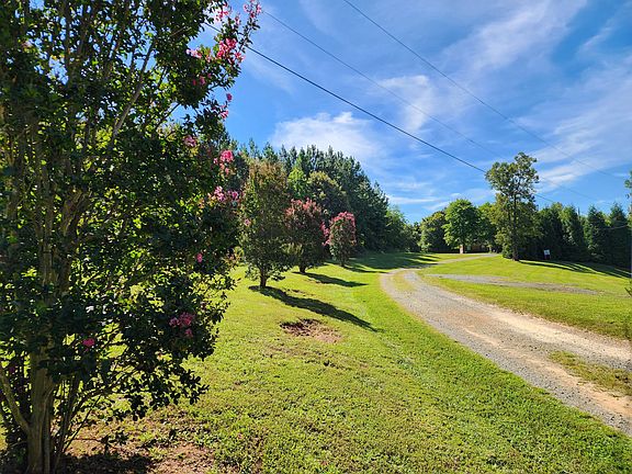 5th image of 45 Old Ball Park Dr
