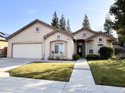 10664 N Ponderosa Dr, Fresno, CA, 93730