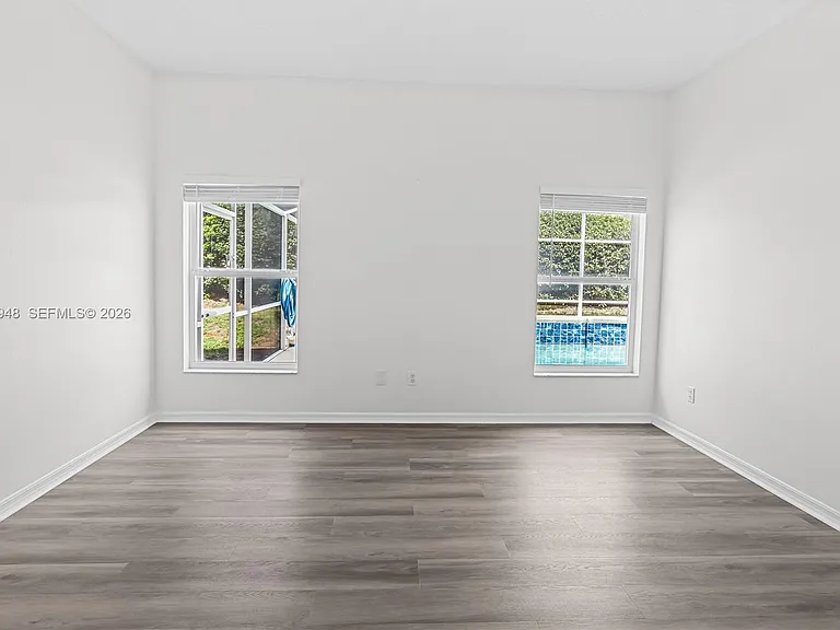 434 Castlemain Cir — Photo 22