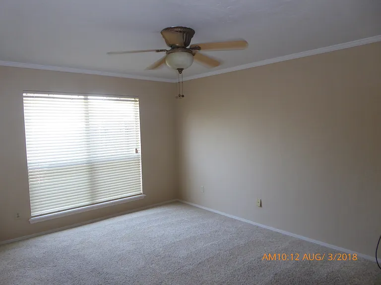 4302 SW Parkridge Blvd — Photo 24