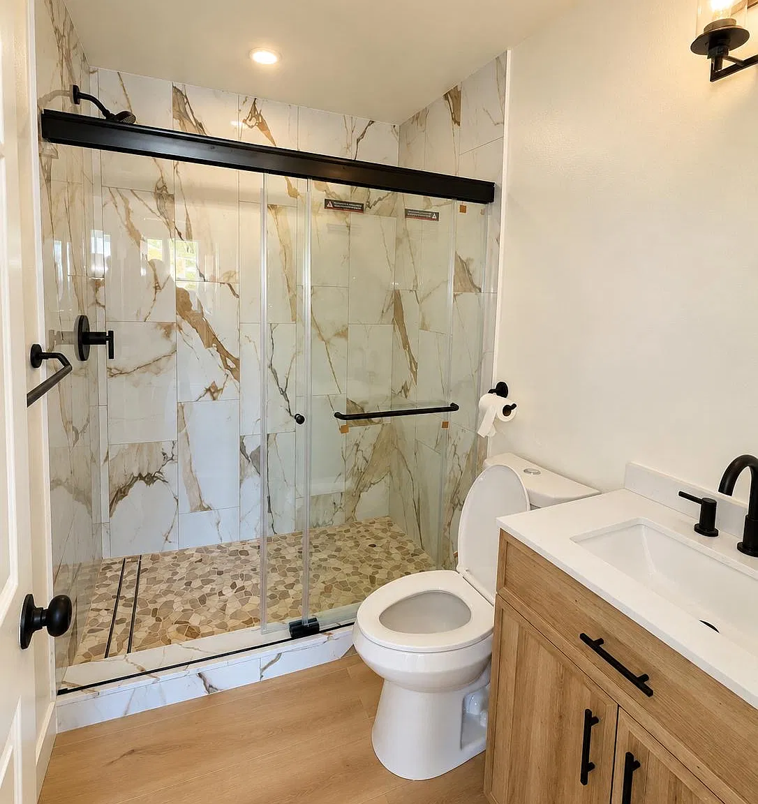 1 bed, 400 sqft, $2,100 — Photo 2