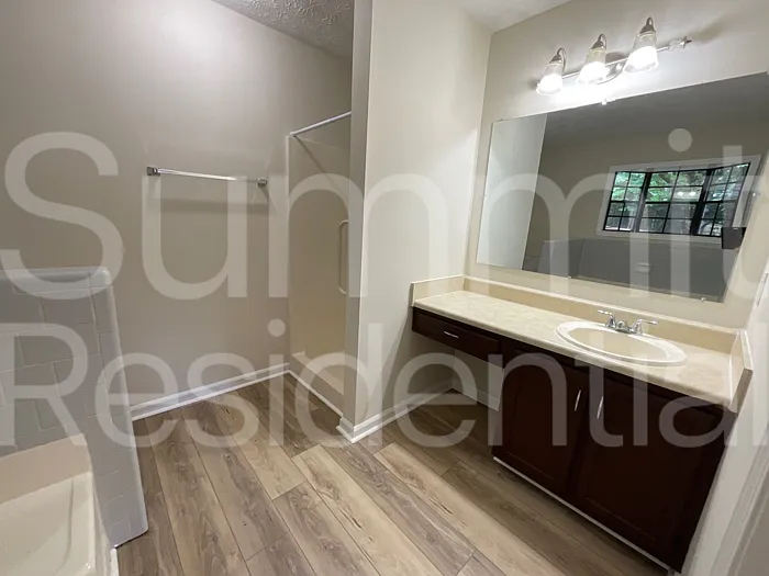 245 Windemere Way — Photo 9
