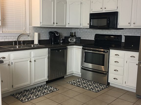 2nd image of 1305 Paxton Dr