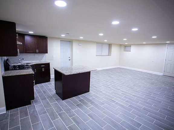 4th image of 6201 Langdon St #C