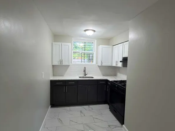 48 Carteret St #A, Newark, NJ 07104