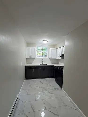 48 Carteret St #A Photo 1