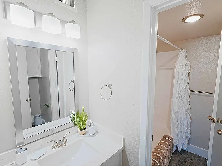 Arcata Townhomes — Photo 76