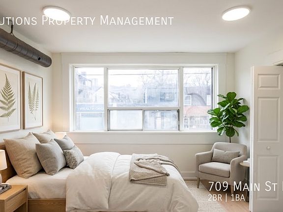 3rd image of 709 Main St E #4