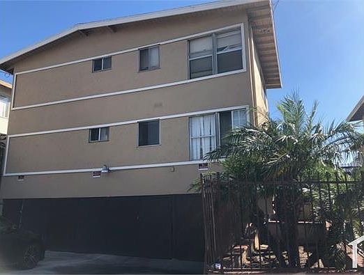 2nd image of 130 E Hazel St APT 2