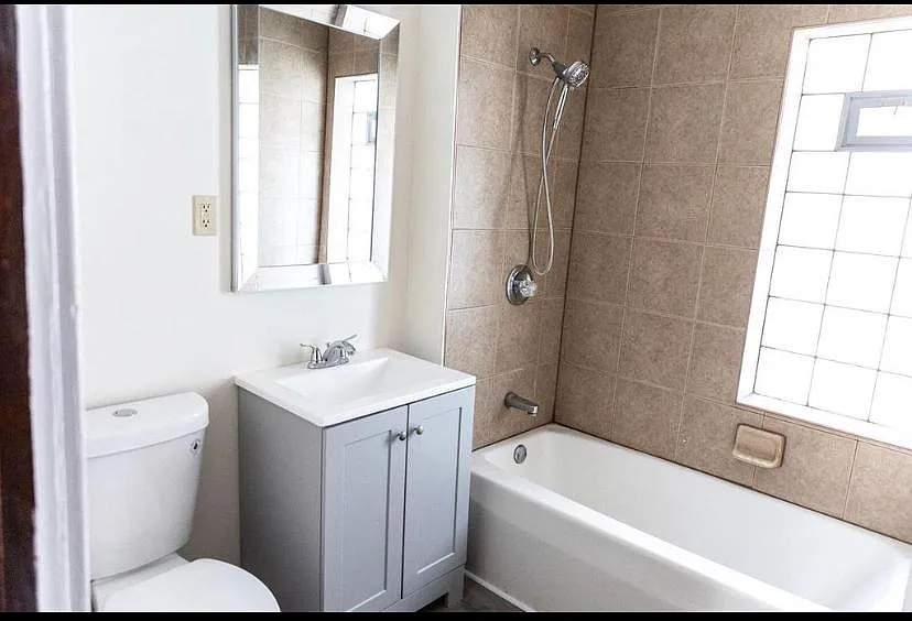 3800 W Walnut St — Photo 4