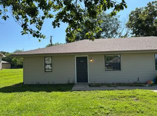 408 S Walker St #408, Pleasant Hill, MO 64080