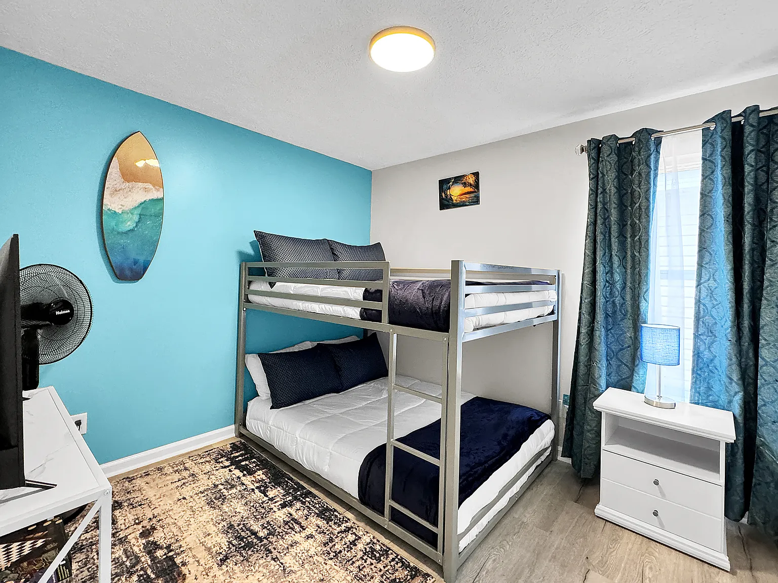 3 bed, 1225 sqft, $4,800 — Photo 3