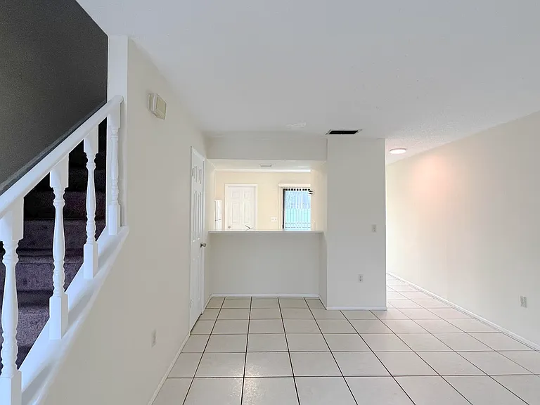 2712 Tally Ho Ave #2714 — Photo 4