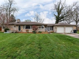 16 Woodland Rd, Jeffersonville, IN 47130