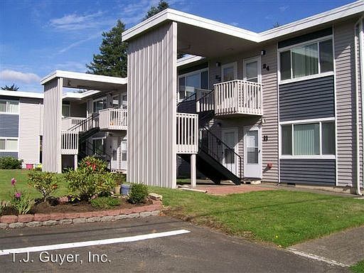 1st image of 610 E Pioneer Ave APT 16