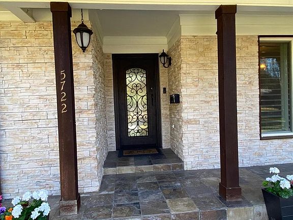 3rd image of 5722 Lindenshire Ln