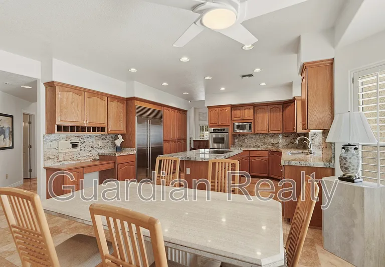 1888 Woodhaven Dr — Photo 6