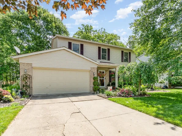 8668 Beckys Ridge Dr, Cincinnati, OH 45251