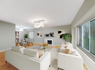 3342 Adanac St, Vancouver, BC V5K2P3