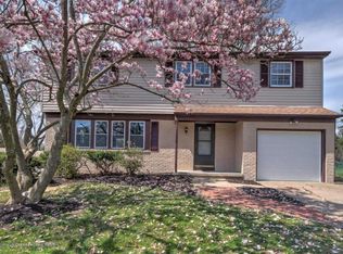 113 Ashbrook Rd, Cherry Hill, NJ 08034