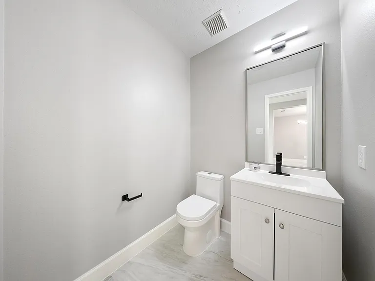 8311 Sierra Hill Ct — Photo 27