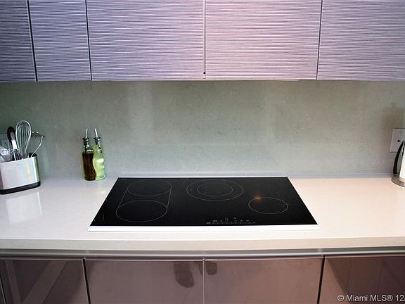 5th image of 1080 Brickell Ave Unit 1807