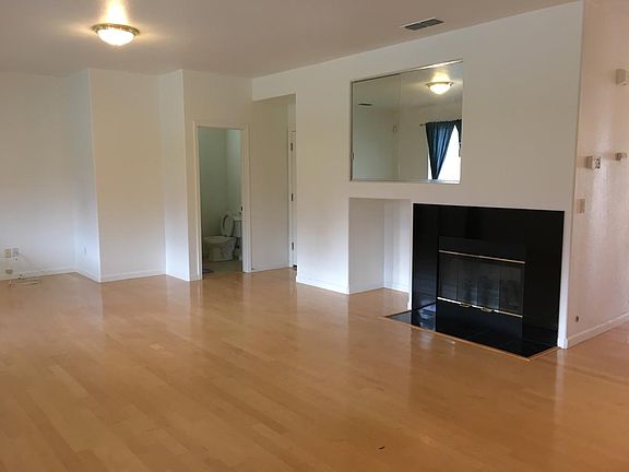 5th image of 4133 Penny Ln