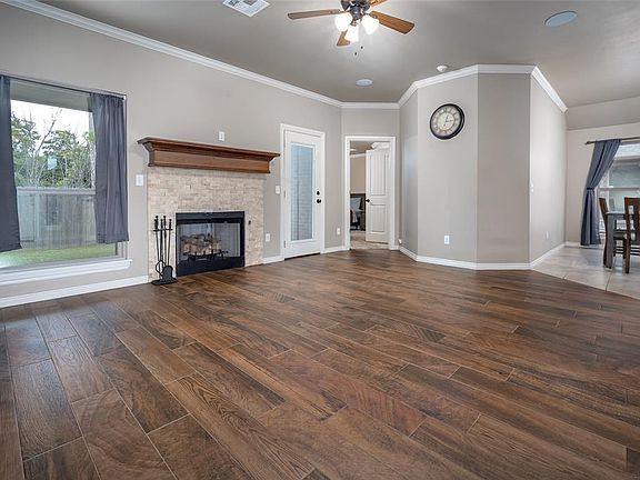 5th image of 7521 Prairie Twyne Dr