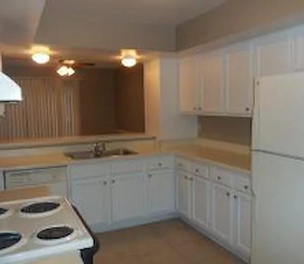 6701 Dickens Ferry Rd — Photo 4