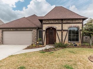 322 Overbrook Dr, Broussard, LA 70518