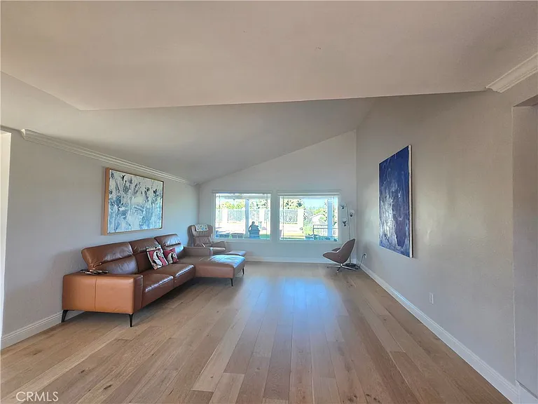 2200 Camino Rey — Photo 8