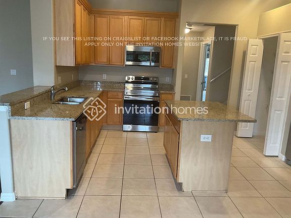 3rd image of 204 Largovista Dr