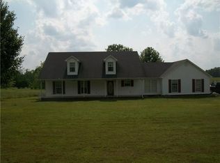 23 Ellis Childress Rd, Fayetteville, TN 37334