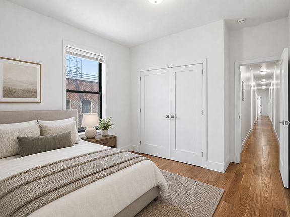 4th image of 160 Wadsworth Ave APT 608