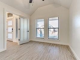 5th image of 9220 SW 42nd St