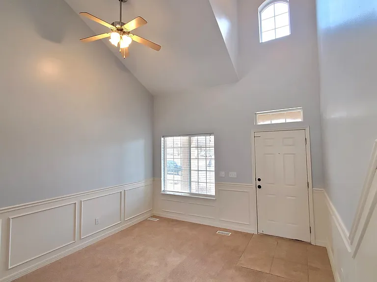 483 E Apple Blossom Ln — Photo 7