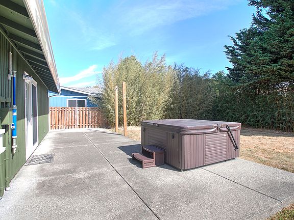 2nd image of 28904 45th Pl S