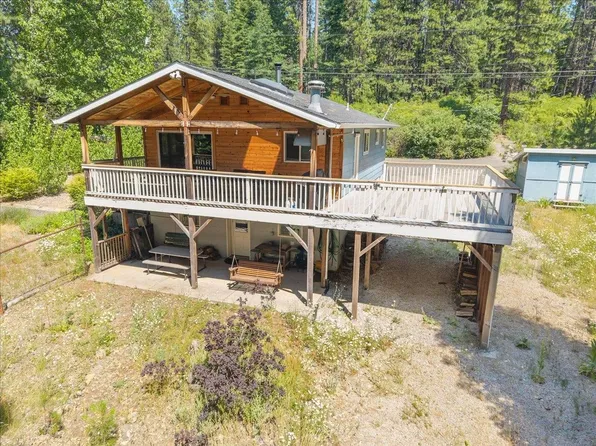 2939 Squaw Valley Rd, McCloud, CA 96057